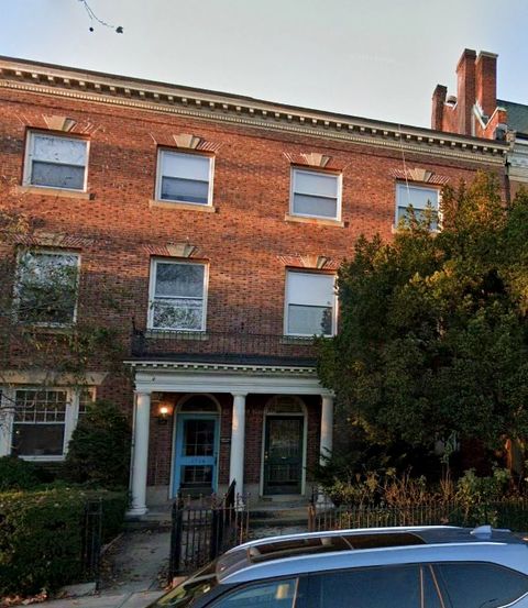 Photo of 1714 Beacon St #1A, Brookline, MA 02445 (MLS # 73470219)