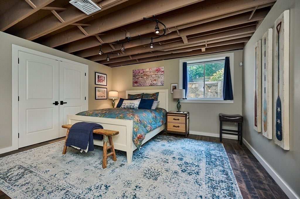 1 Nicholas Lane, Southampton, MA Photo #38