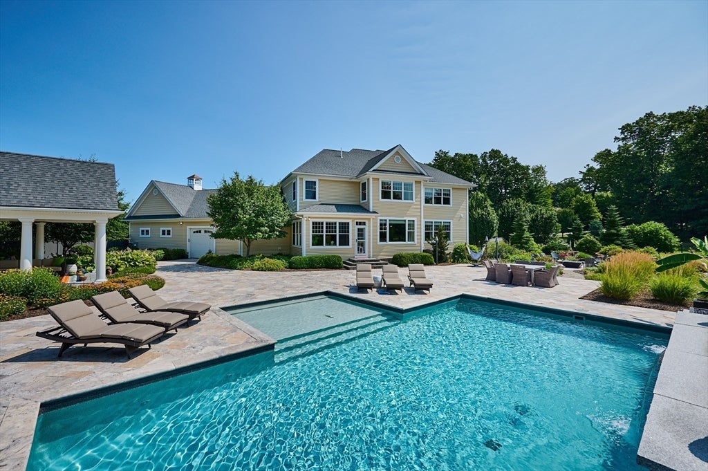 1 Nicholas Lane, Southampton, MA Photo #6