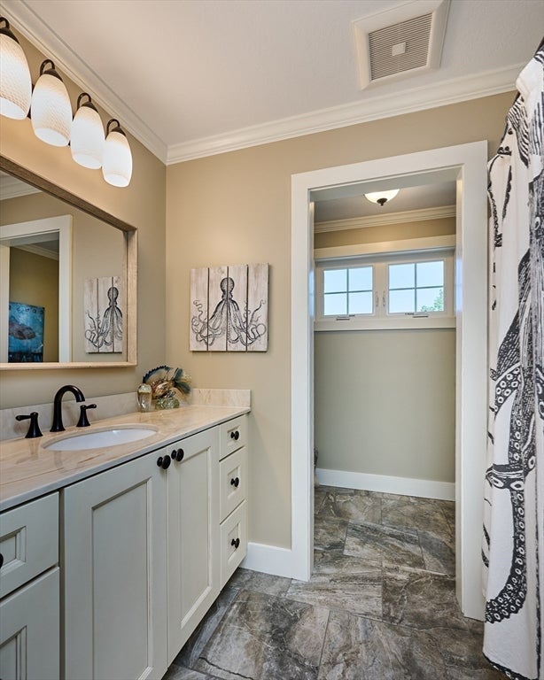 1 Nicholas Lane, Southampton, MA Photo #35