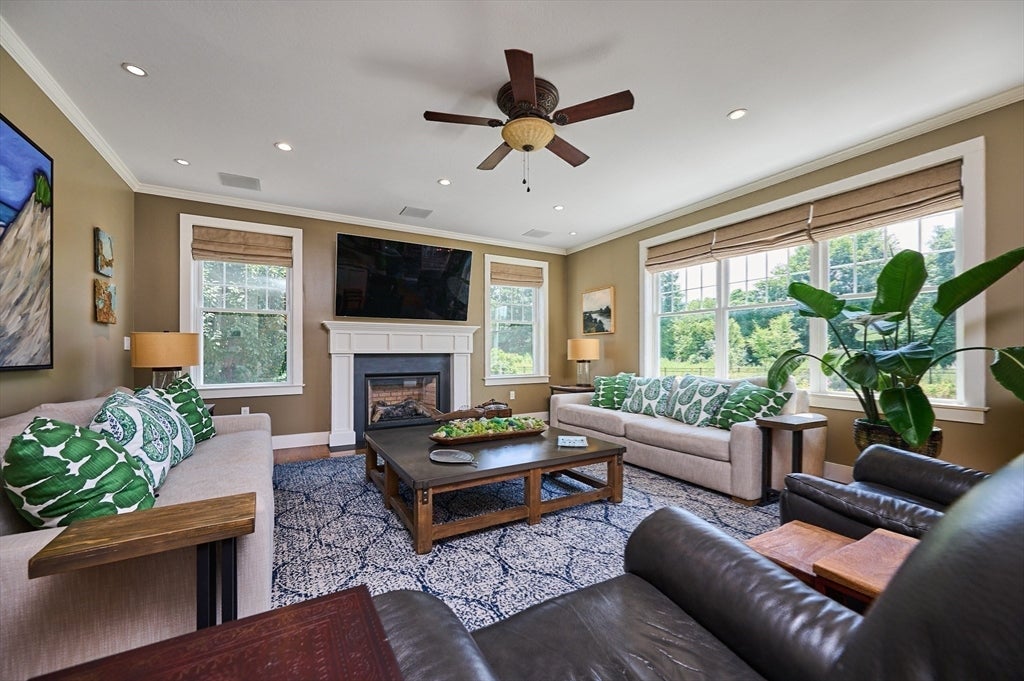 1 Nicholas Lane, Southampton, MA Photo #15