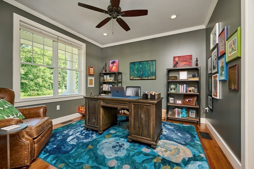 1 Nicholas Lane, Southampton, MA Photo #24