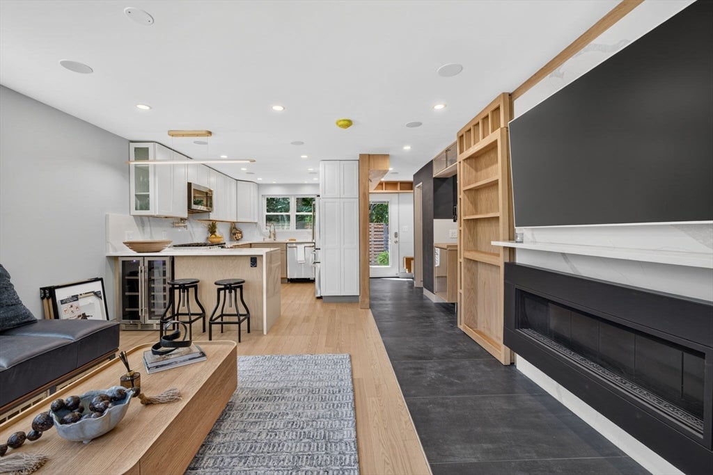 97 Winslow Ave 97