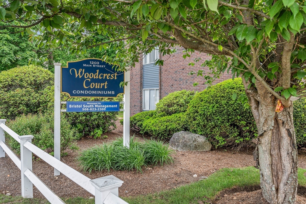 10 Woodcrest Ct 6