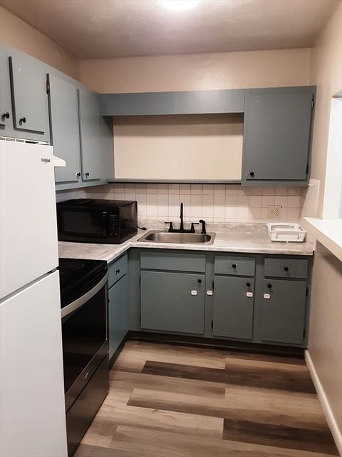 27 Willis St 6 Framingham MA 01702