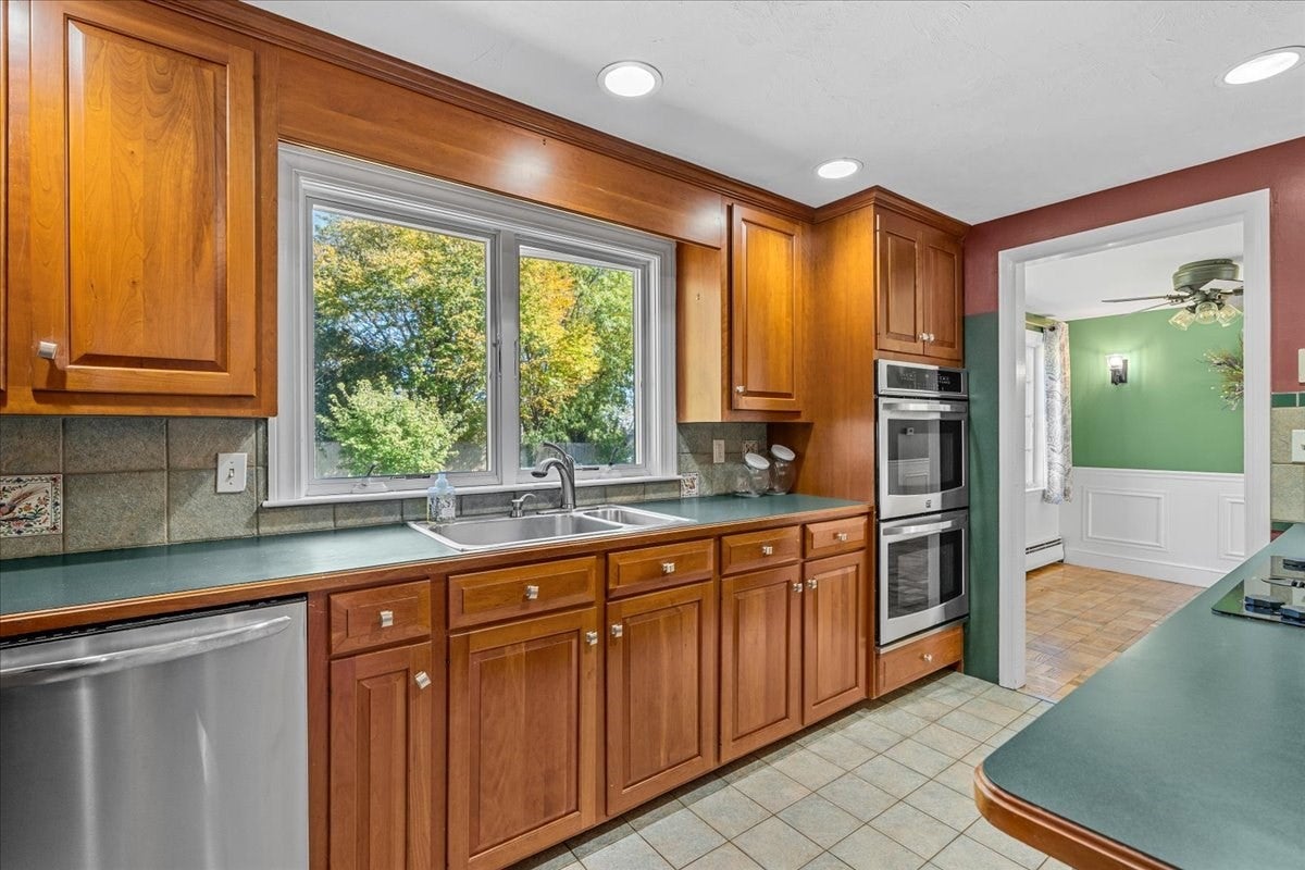 532 Hatherly Rd, Scituate, MA Photo #14