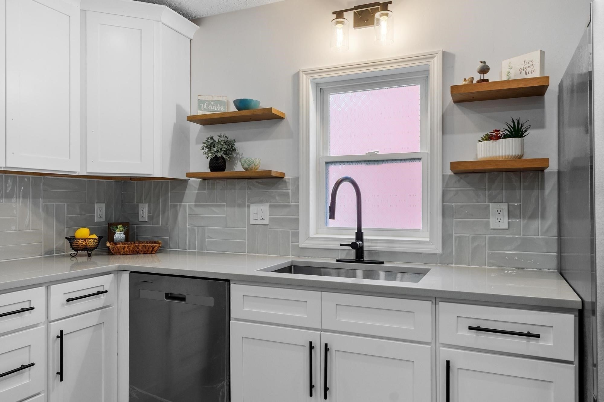 15 Arcadia St, Grafton, MA, 15 Arcadia St, Grafton, MA Photo #5