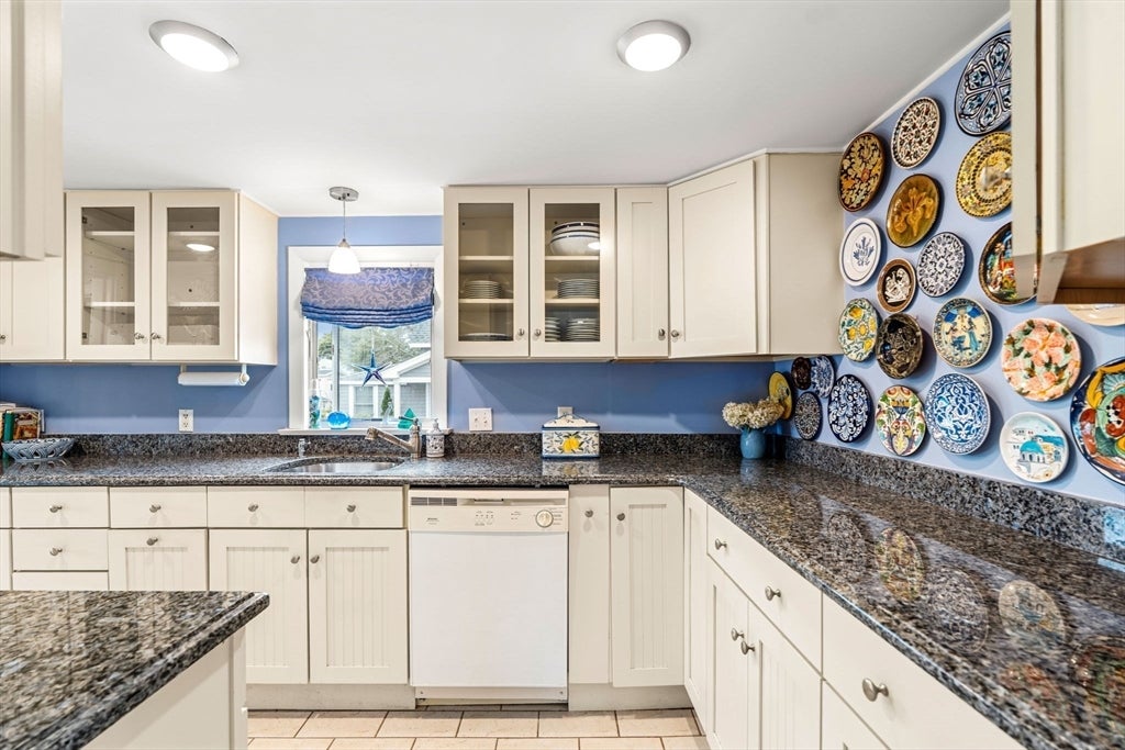 13 Riverside Rd, Gloucester, MA, 13 Riverside Rd, Gloucester, MA Photo #8
