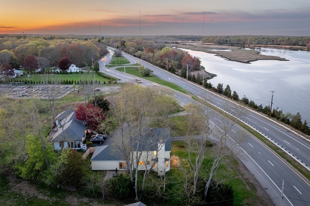 1705 Wampanoag Trl