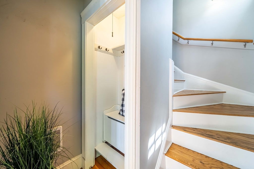 24 Parker St 24