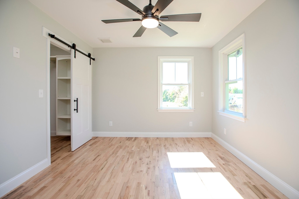 205 Eastview Ave, Somerset, MA Photo #22