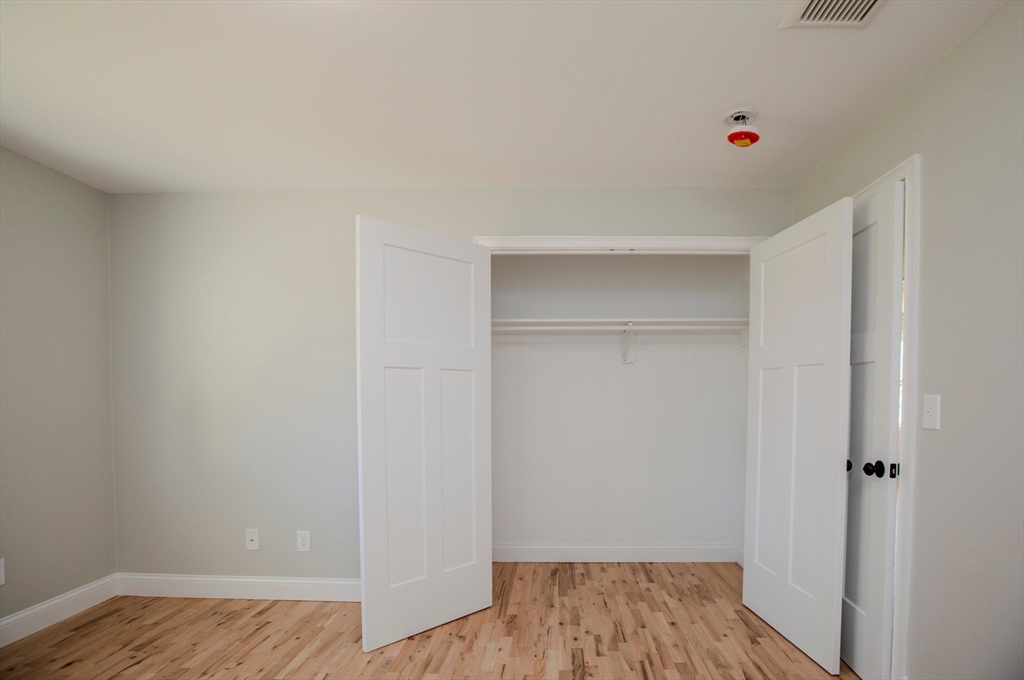 205 Eastview Ave, Somerset, MA Photo #16