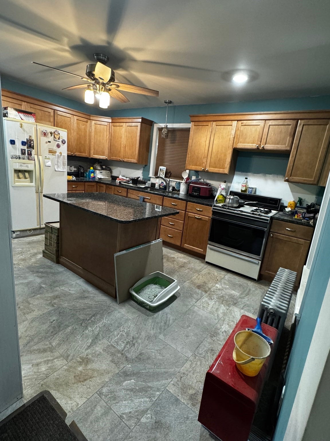 21 Dryden St, Worcester MA 01605