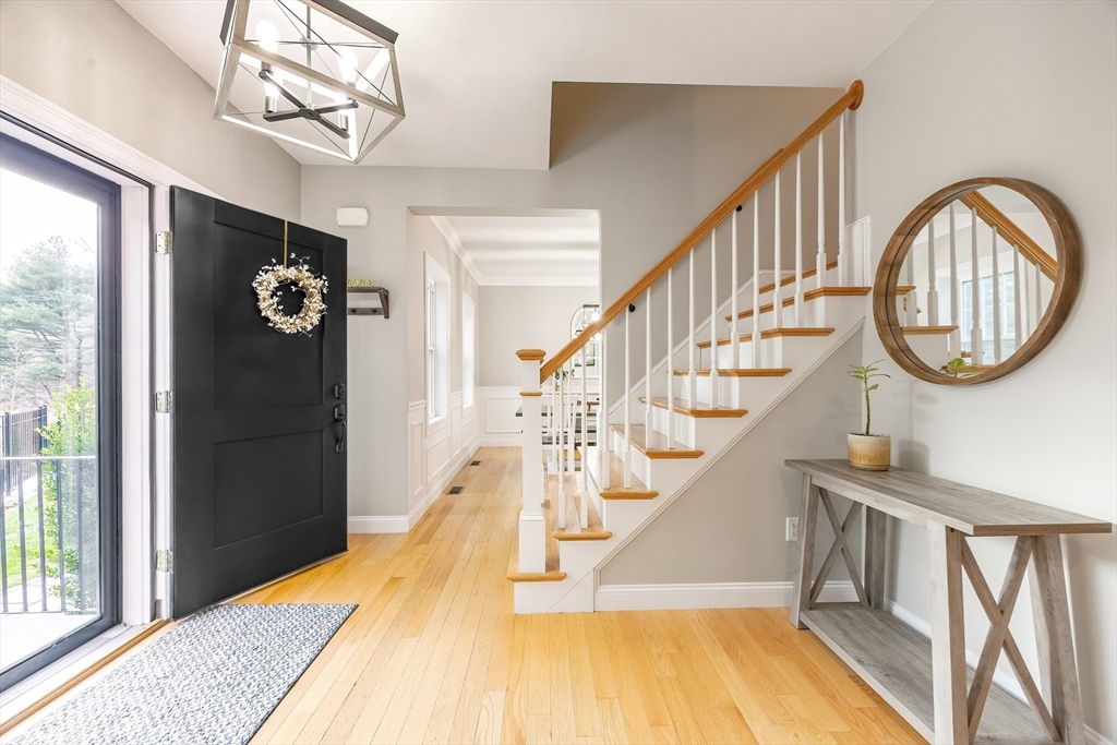 Medway, Massachusetts 02053, United States, 3 Bedrooms Bedrooms, ,3 BathroomsBathrooms,Residential,Active,244707