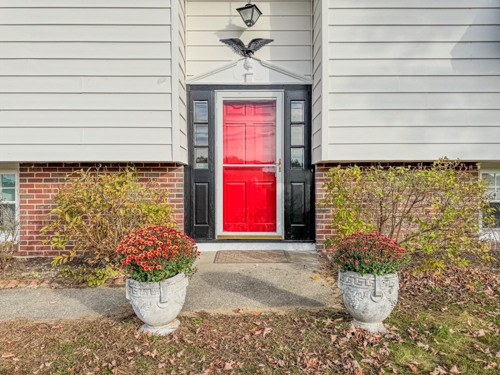 43 Hillside Road