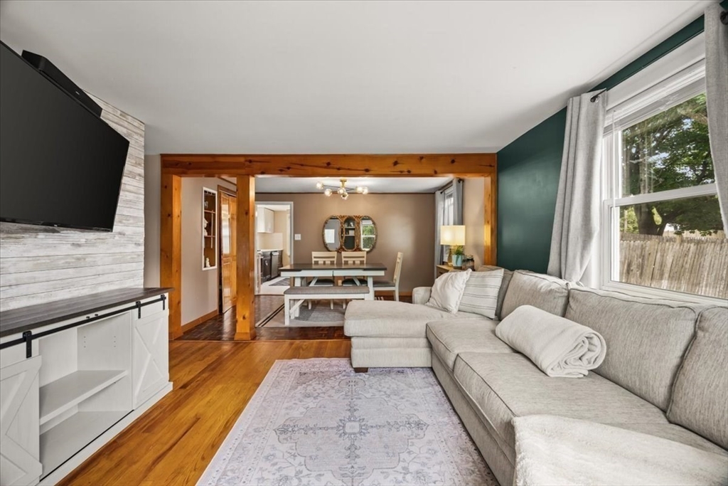 133 Drew Ave