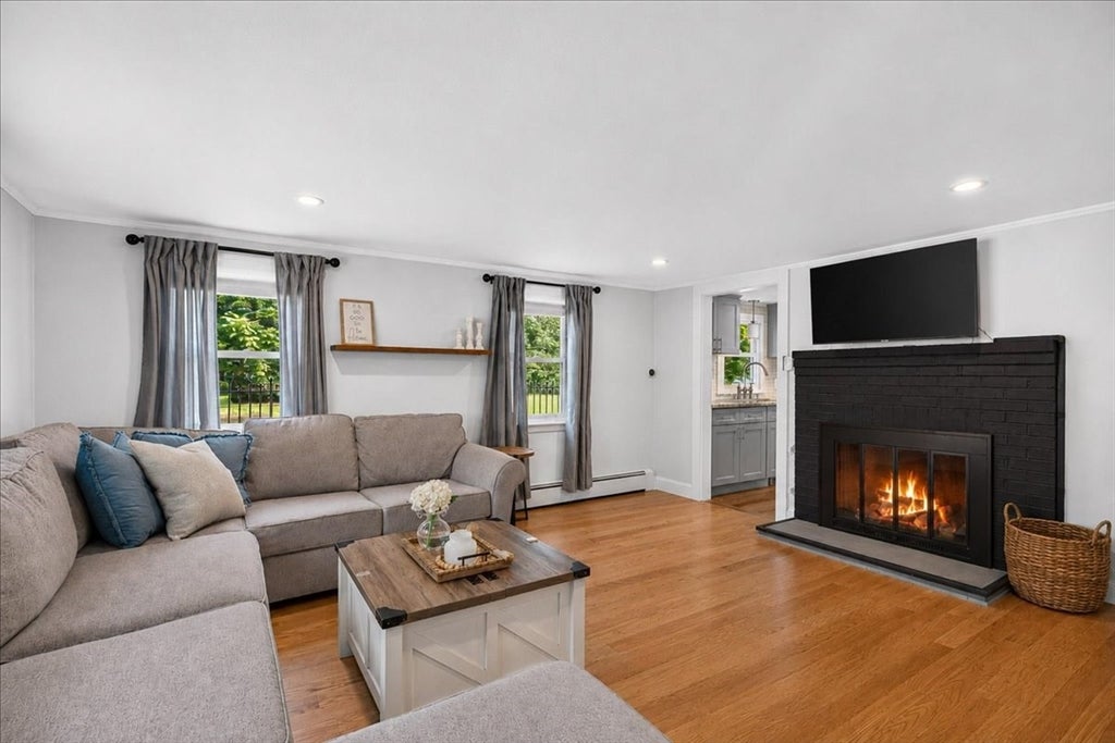 72 Bonnie Brier Cir, Hingham, MA, 72 Bonnie Brier Cir, Hingham, MA Photo #16