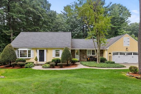 10 Granada Way Andover MA 01810