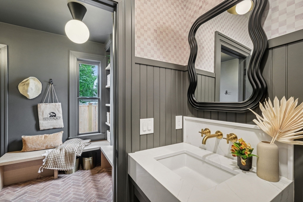 8A Milk Street 1