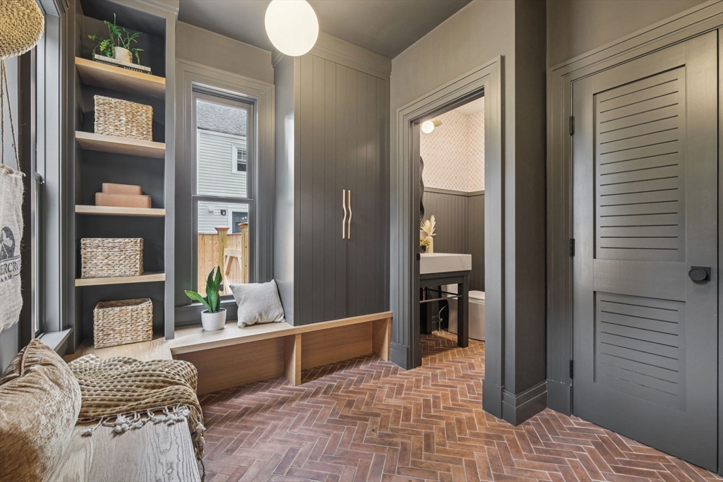 8A Milk Street 1