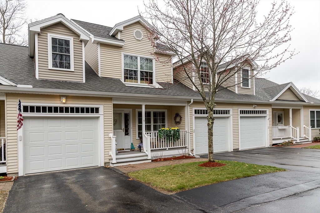 9 Veterans Way 9