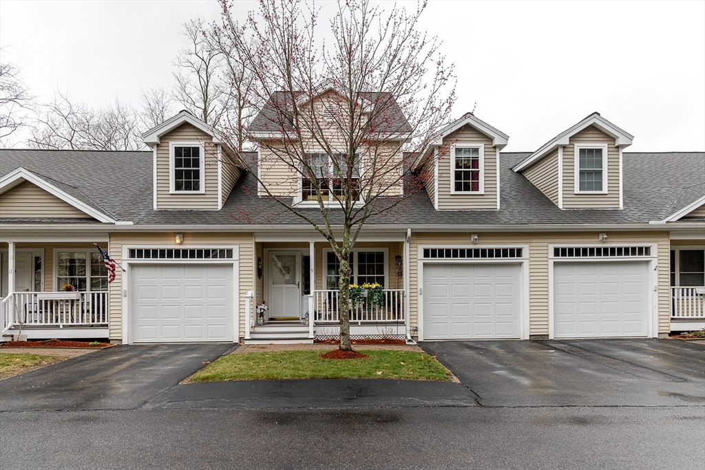 9 Veterans Way 9