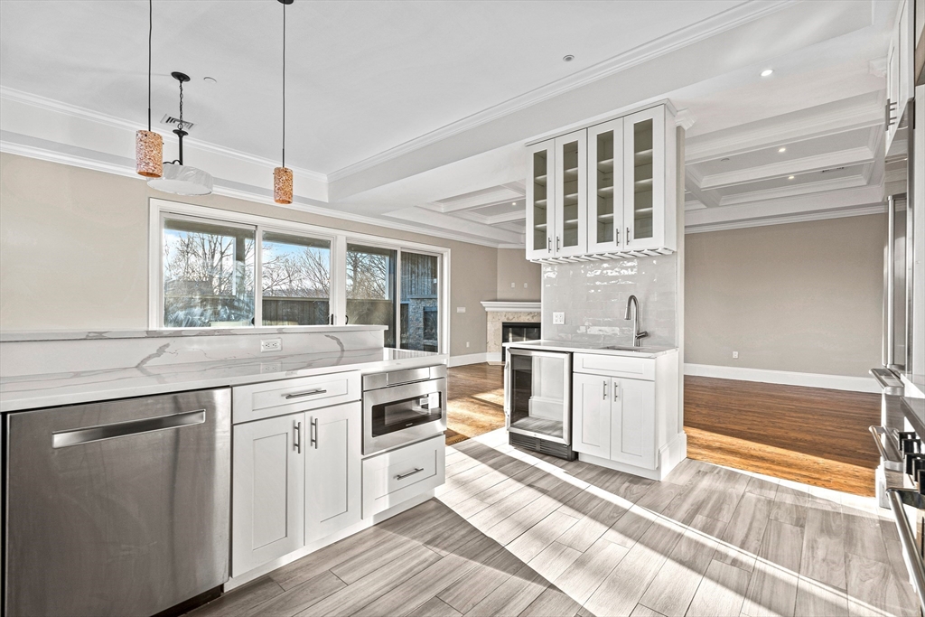 846 Main Street III