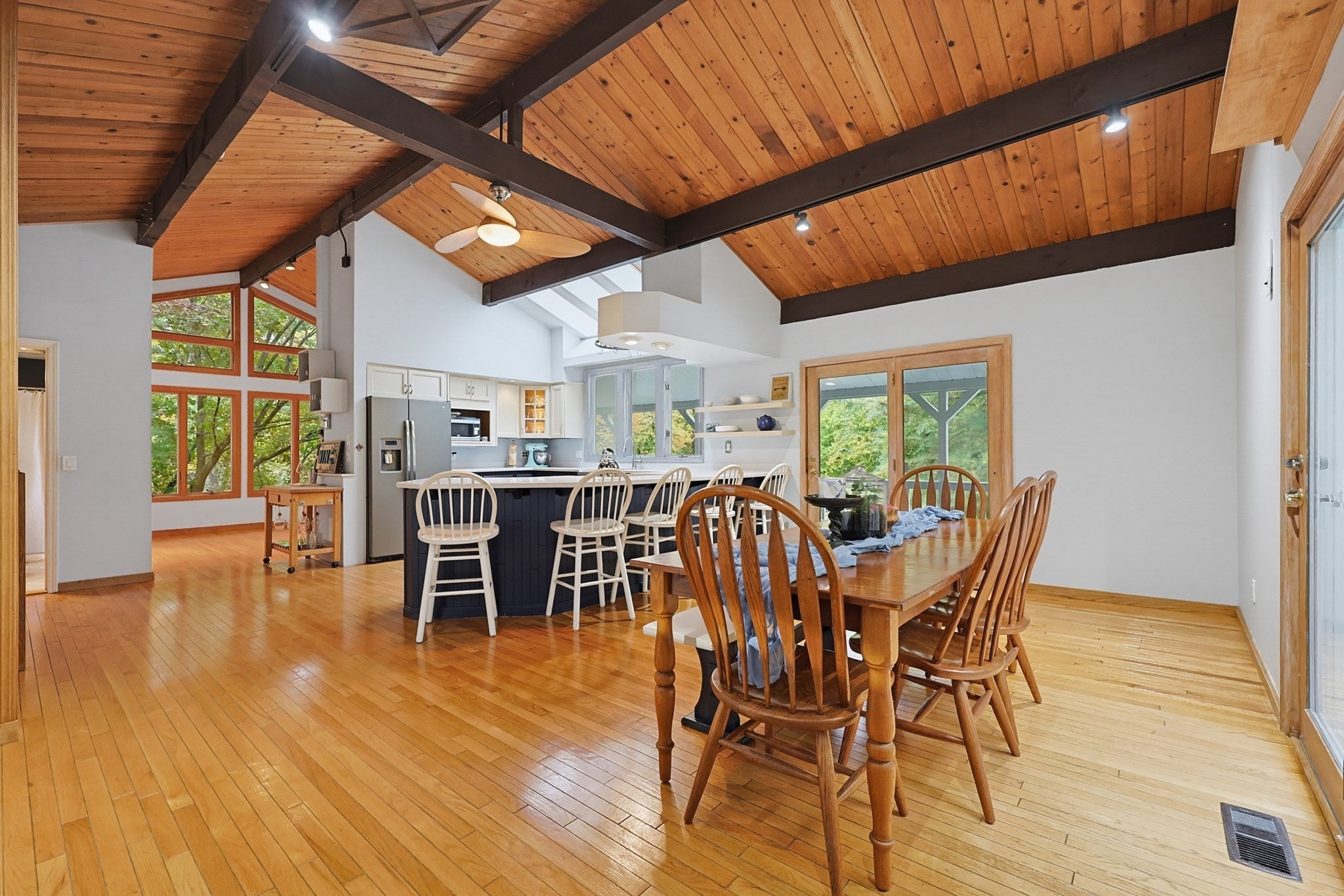 4 Hill St, Medway, MA, 4 Hill St, Medway, MA Photo #8
