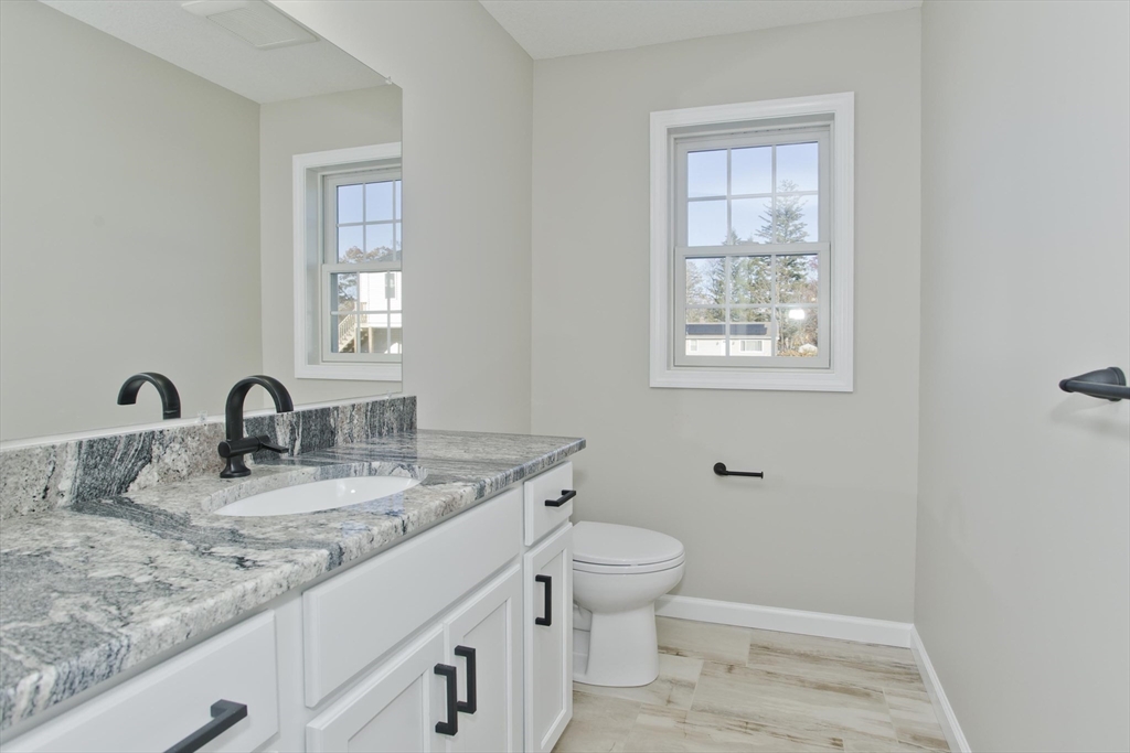 Ludlow, Massachusetts 01056, United States, 4 Bedrooms Bedrooms, ,3 BathroomsBathrooms,Residential,Active,240158