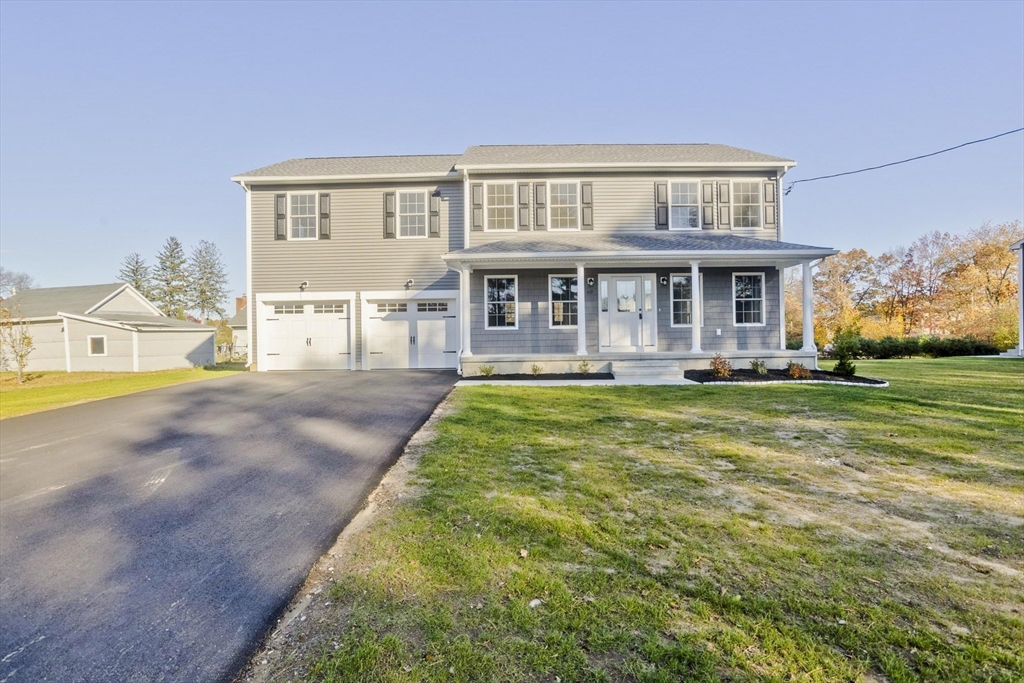 Ludlow, Massachusetts 01056, United States, 4 Bedrooms Bedrooms, ,3 BathroomsBathrooms,Residential,Active,240158