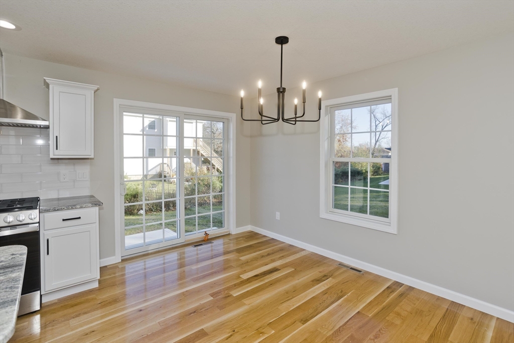 Ludlow, Massachusetts 01056, United States, 4 Bedrooms Bedrooms, ,3 BathroomsBathrooms,Residential,Active,240158