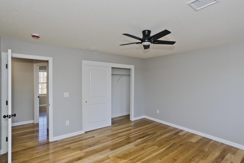 Ludlow, Massachusetts 01056, United States, 4 Bedrooms Bedrooms, ,3 BathroomsBathrooms,Residential,Active,240158