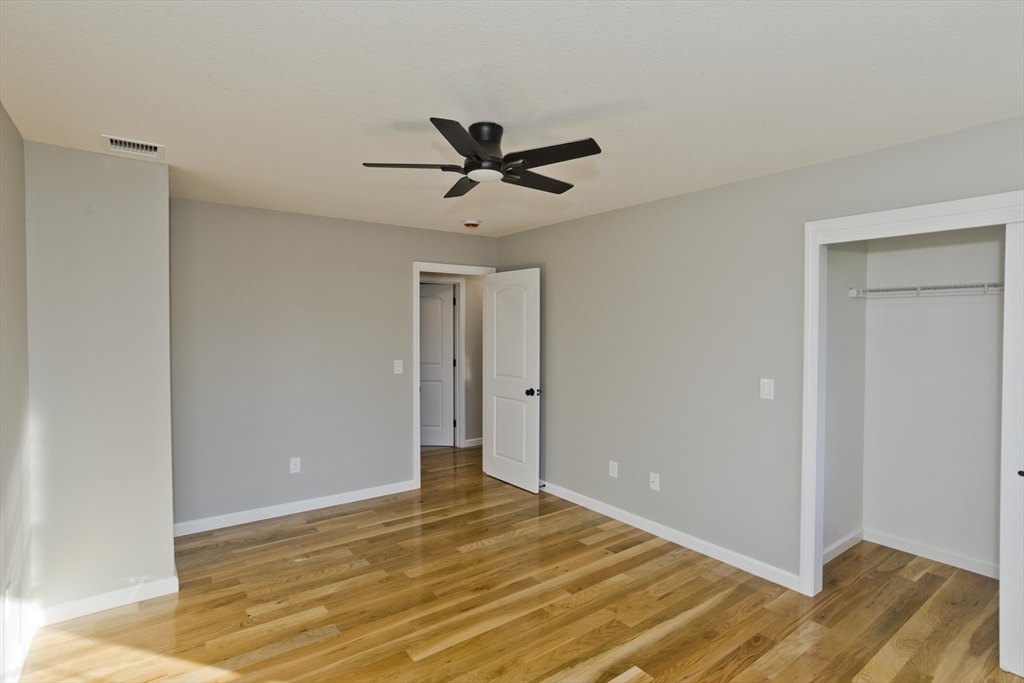 Ludlow, Massachusetts 01056, United States, 4 Bedrooms Bedrooms, ,3 BathroomsBathrooms,Residential,Active,240158