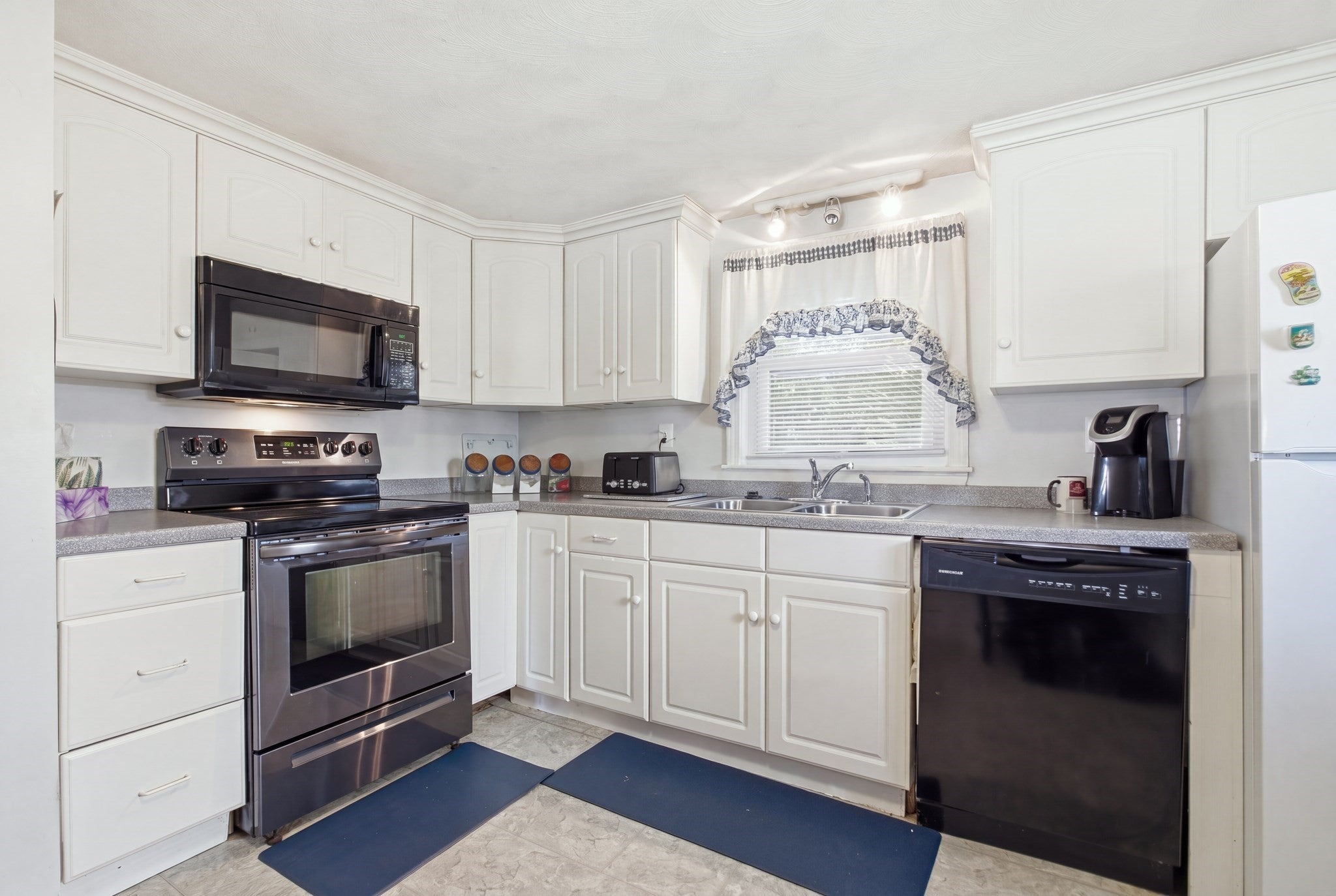 34 Palmer St, Medford, MA Photo #16