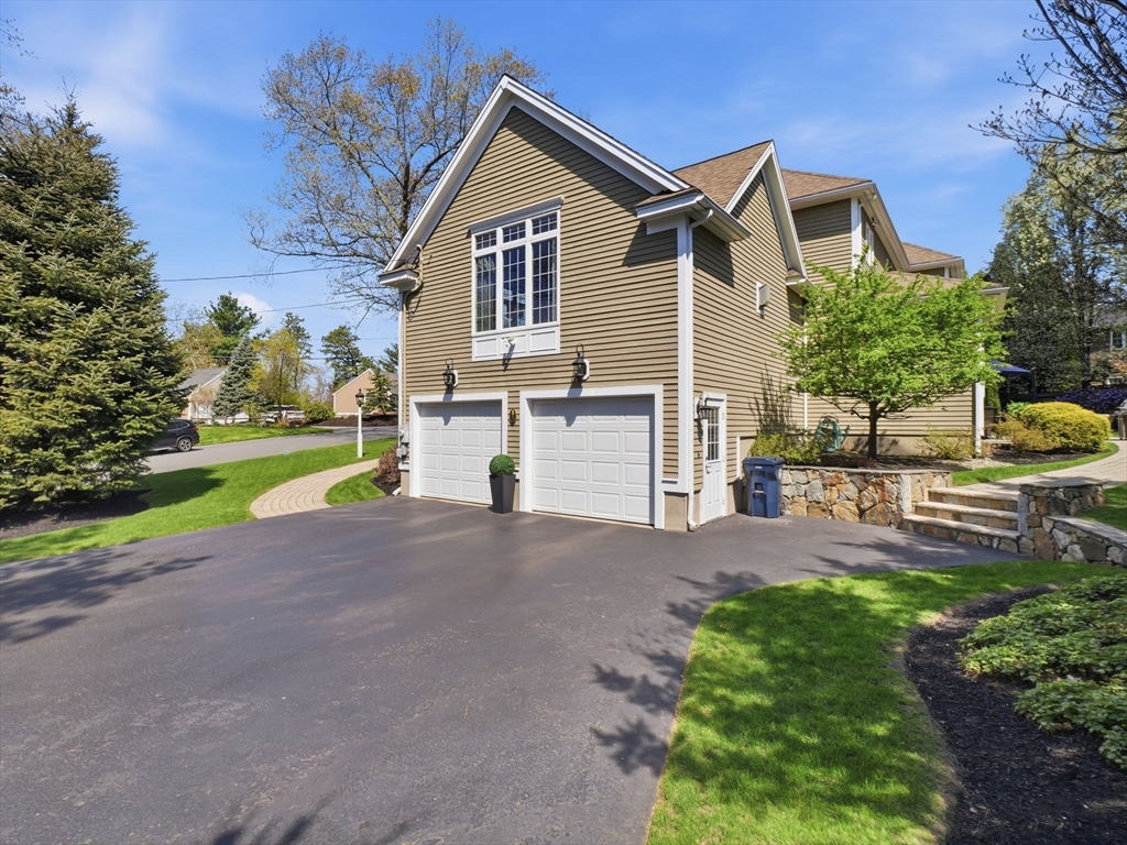 7 Rock O Dundee Rd, Andover, MA Photo #4