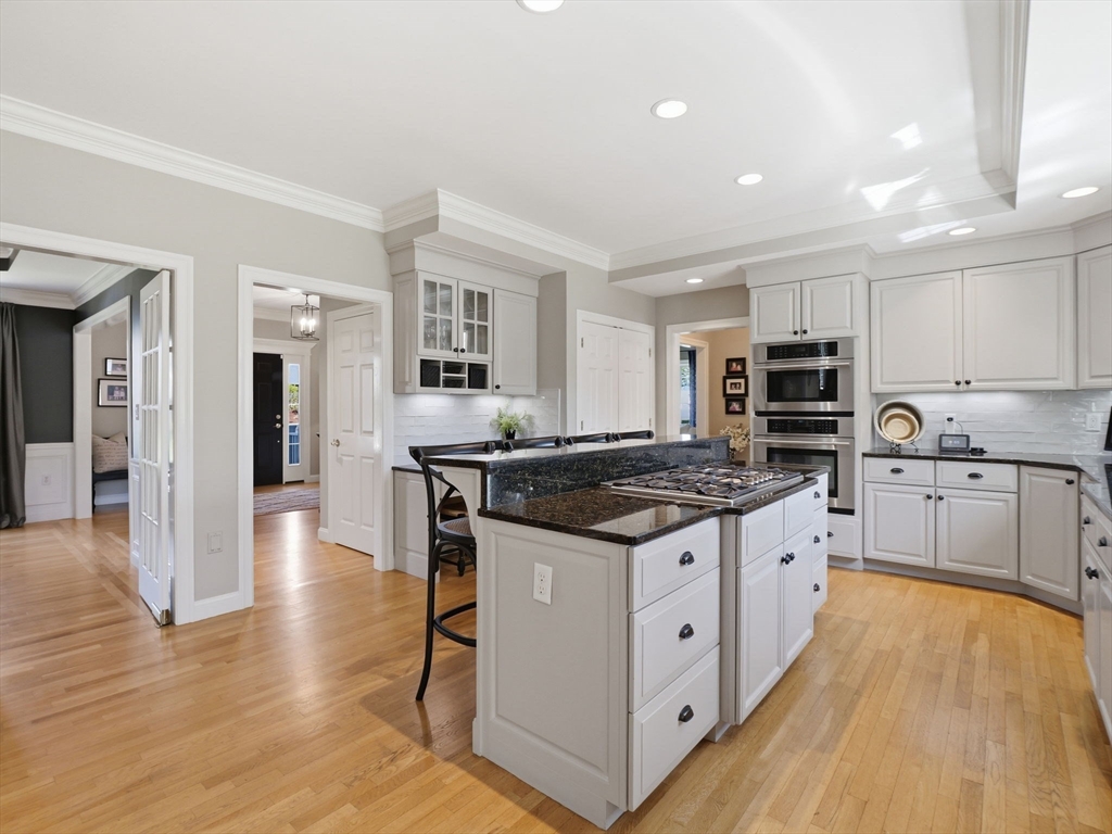 7 Rock O Dundee Rd, Andover, MA Photo #11