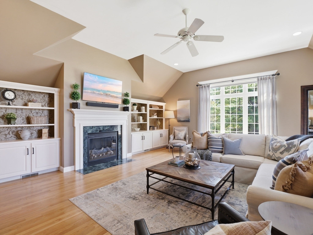 7 Rock O Dundee Rd, Andover, MA Photo #21
