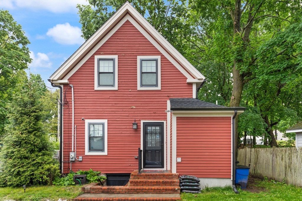 99 Lincoln St