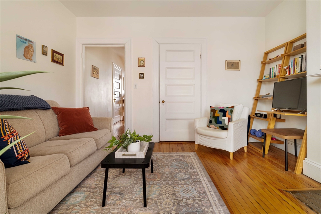 1800 Massachusetts Ave 23