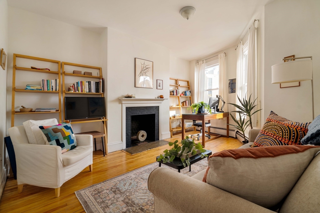 1800 Massachusetts Ave 23