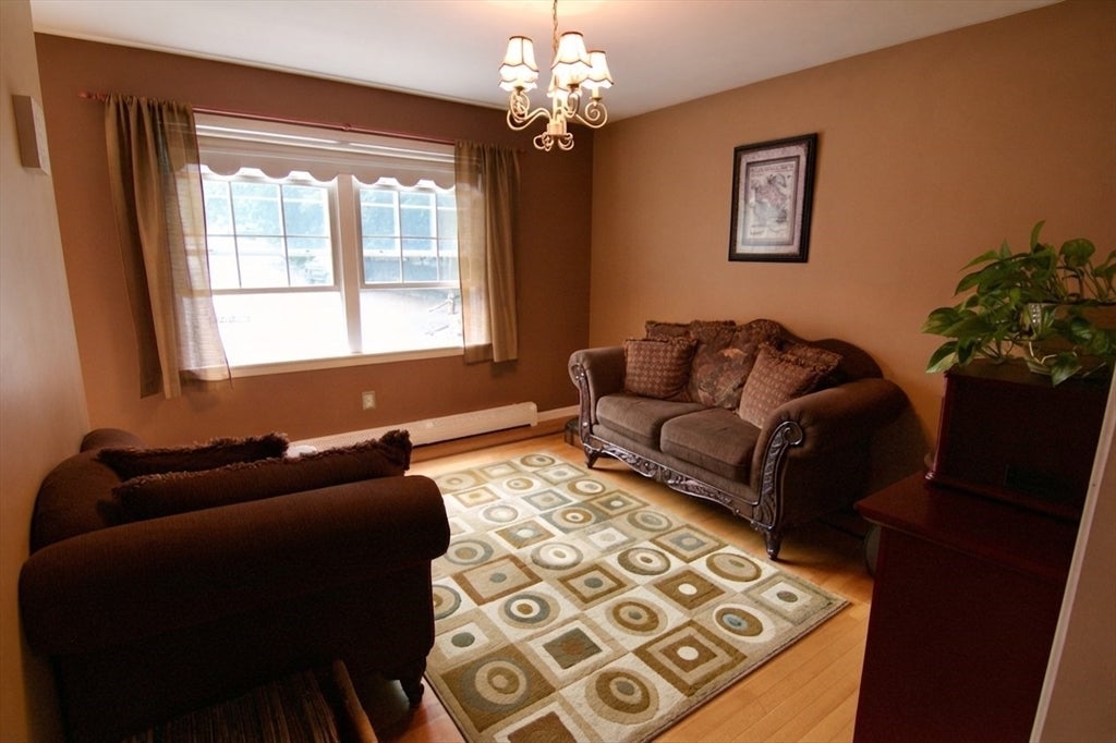 9 Zamora St, Saugus, MA Photo #19