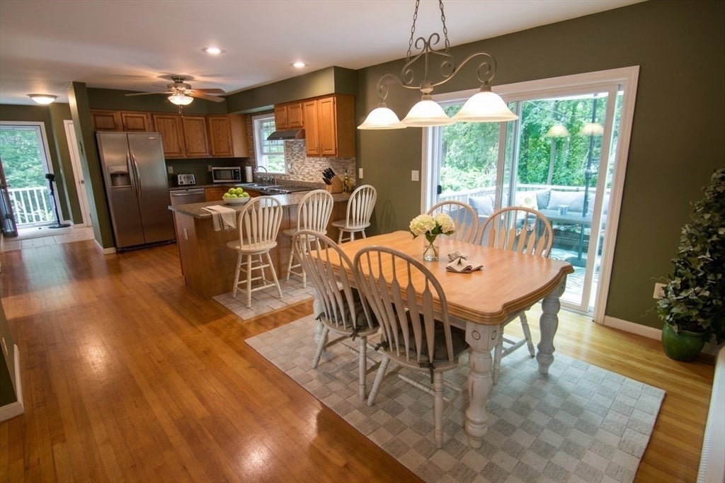9 Zamora St, Saugus, MA Photo #11