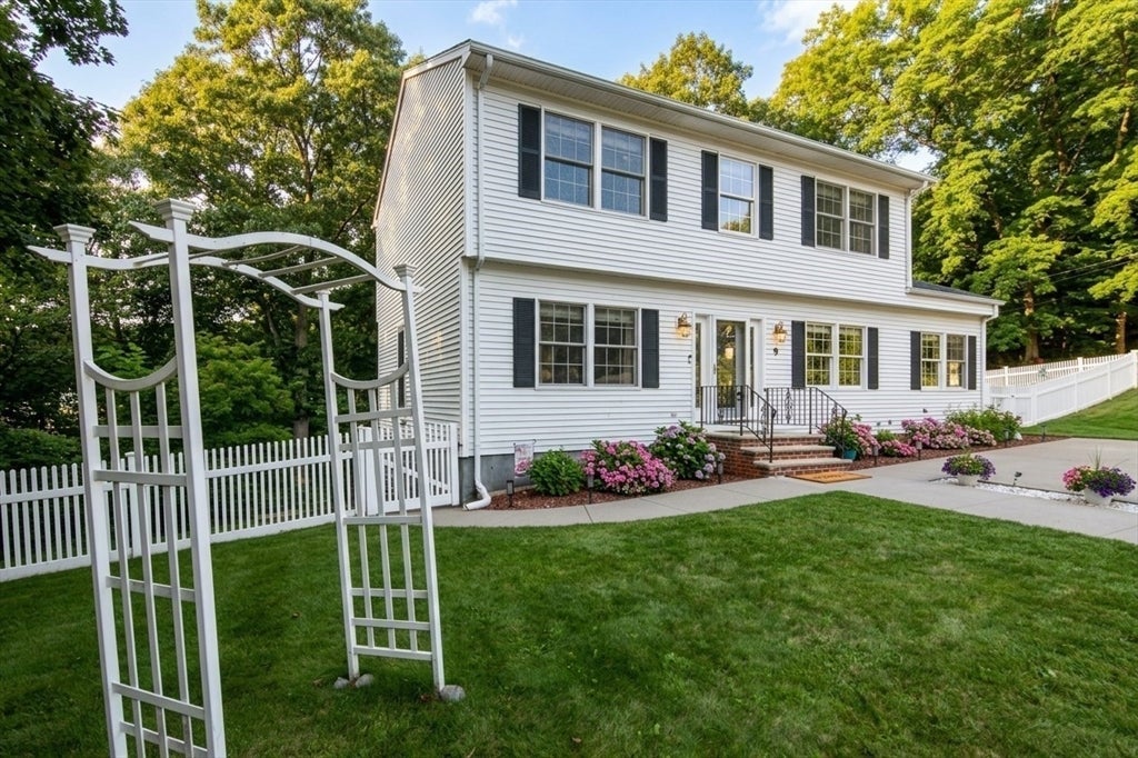 9 Zamora St, Saugus, MA Photo #3