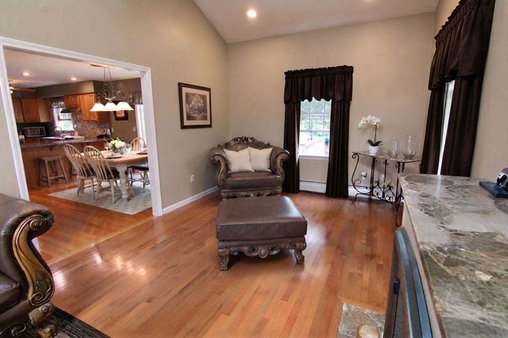 9 Zamora St, Saugus, MA Photo #10
