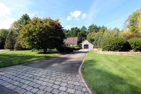14 Jennifer Lane Lakeville MA 02347
