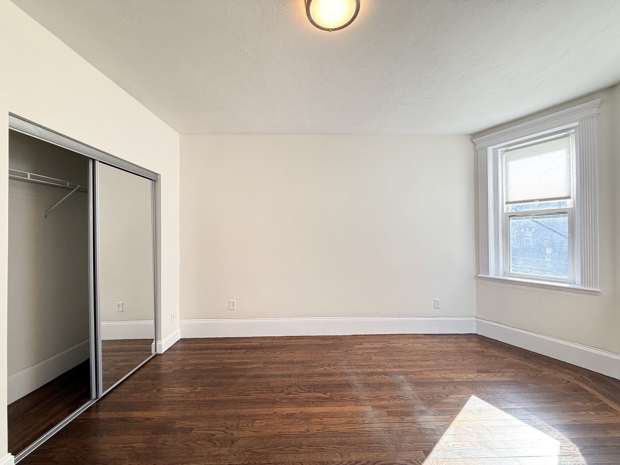 158 Kelton St 4