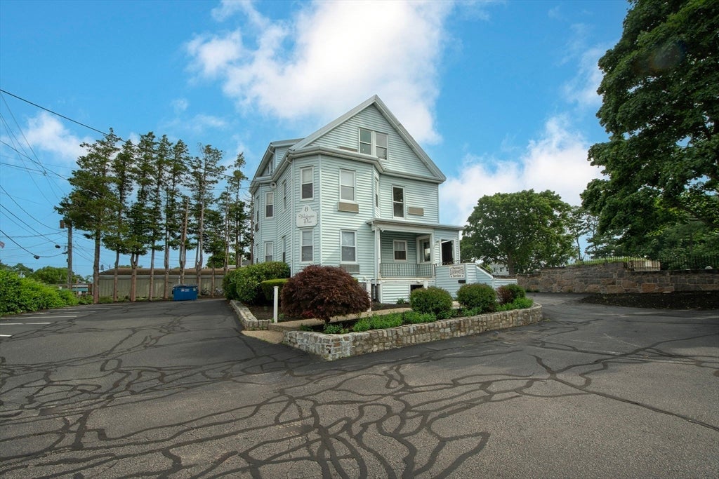 8 Washington Place