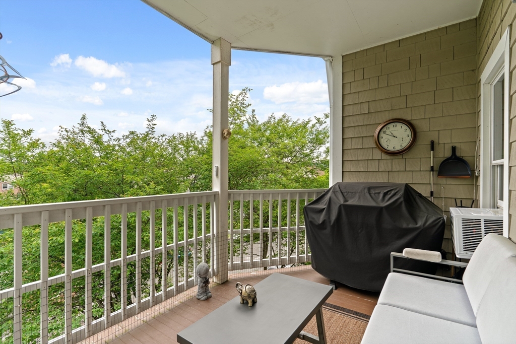 23 Randolph Pl 301