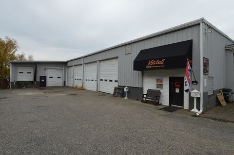 Photo of 384 Hartford Tpke #3, Shrewsbury, MA 01545 (MLS # 73488556)