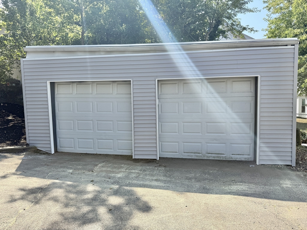 23 Orient St